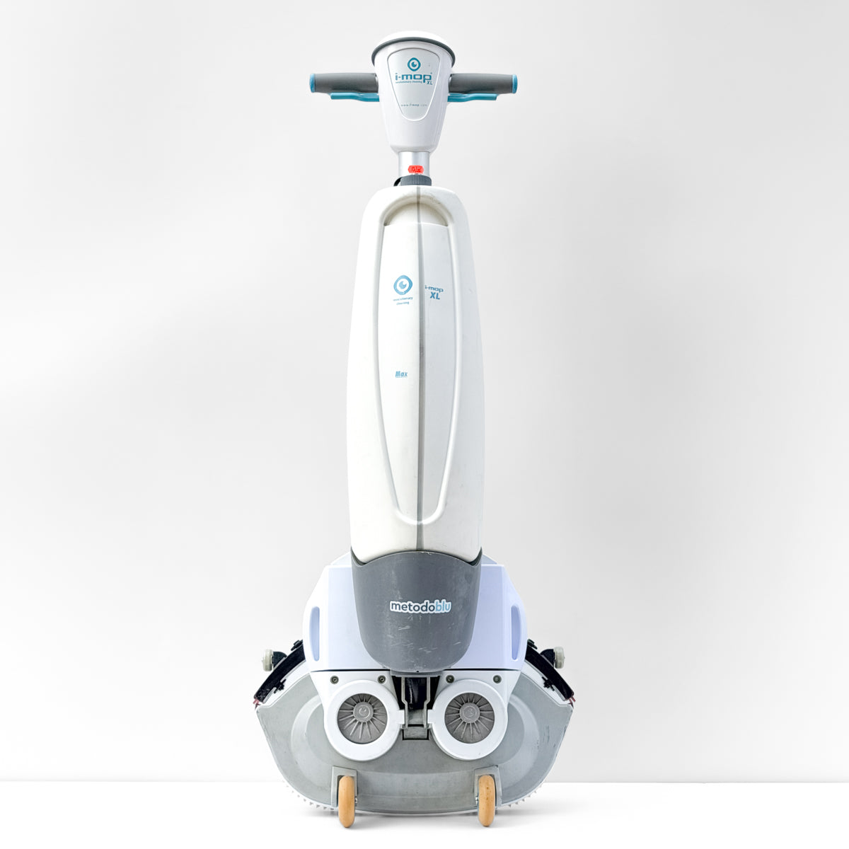 I-mop XL floor scrubber dryer