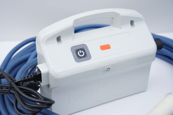 Dolphin Maytronics M400 Pool Robot