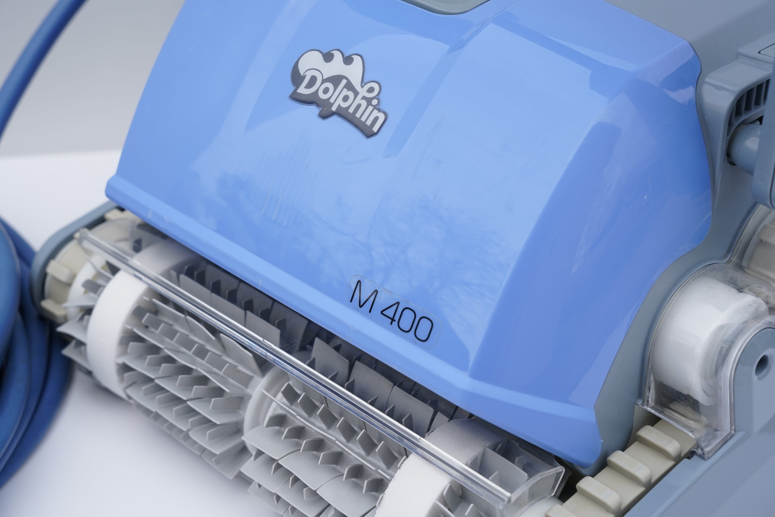 Dolphin Maytronics M400 Pool Robot