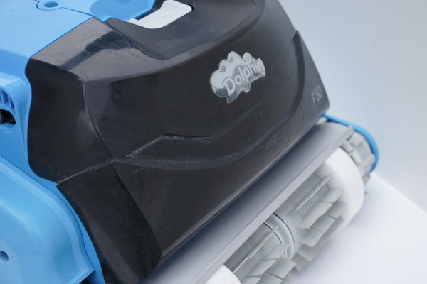 Pool robot Dolphin Maytronics F60
