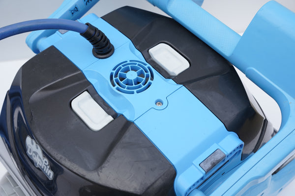 Pool robot Dolphin Maytronics F60