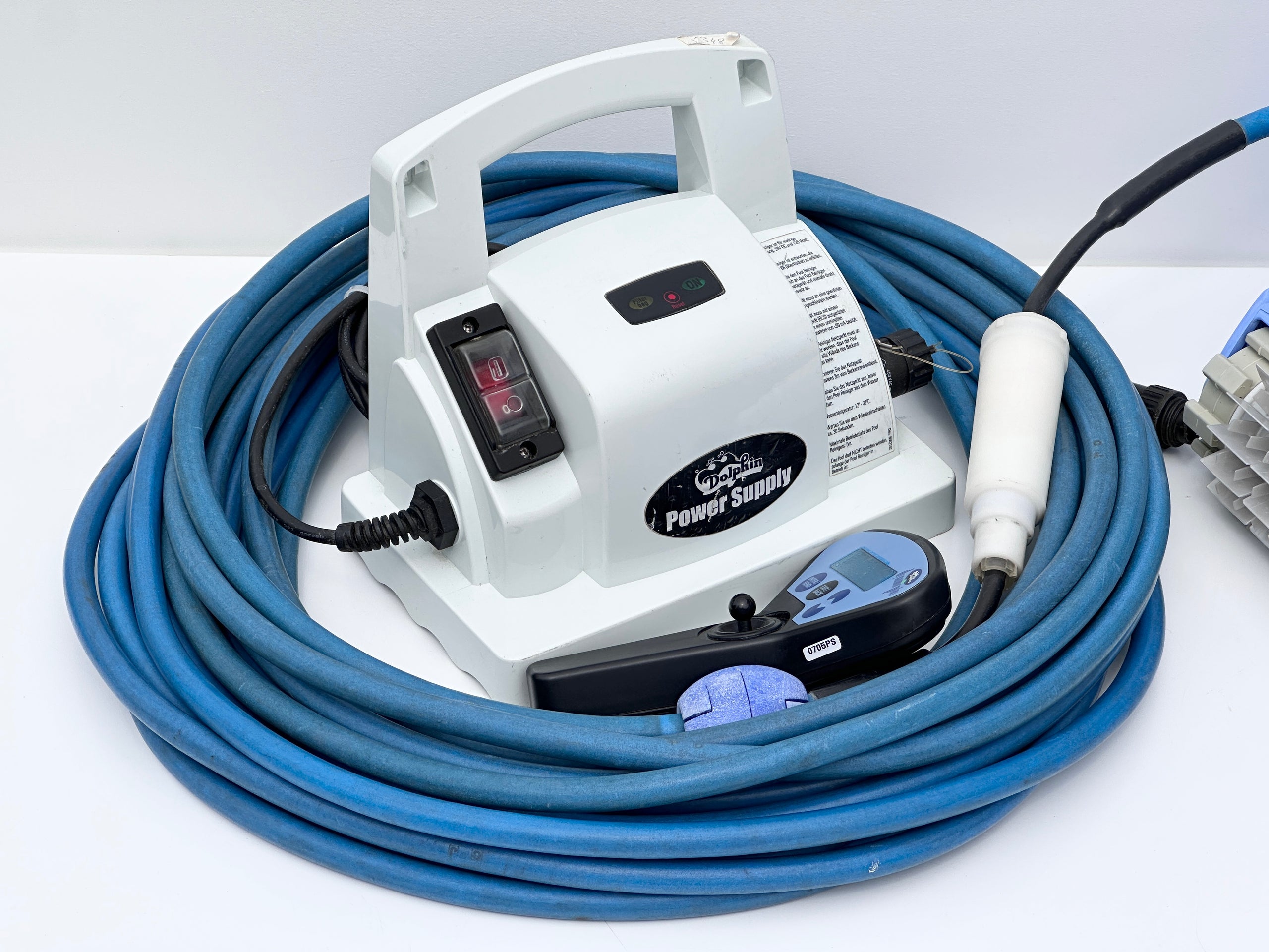 Robot piscina Dolphin Dynamic Plus (PROX2 - Ciclo 6 Ore)