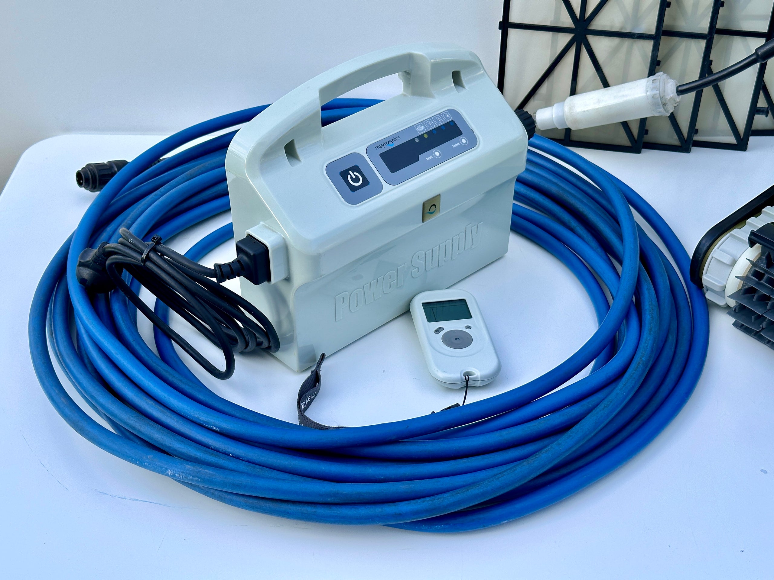Robot piscina Dolphin BIO Suction
