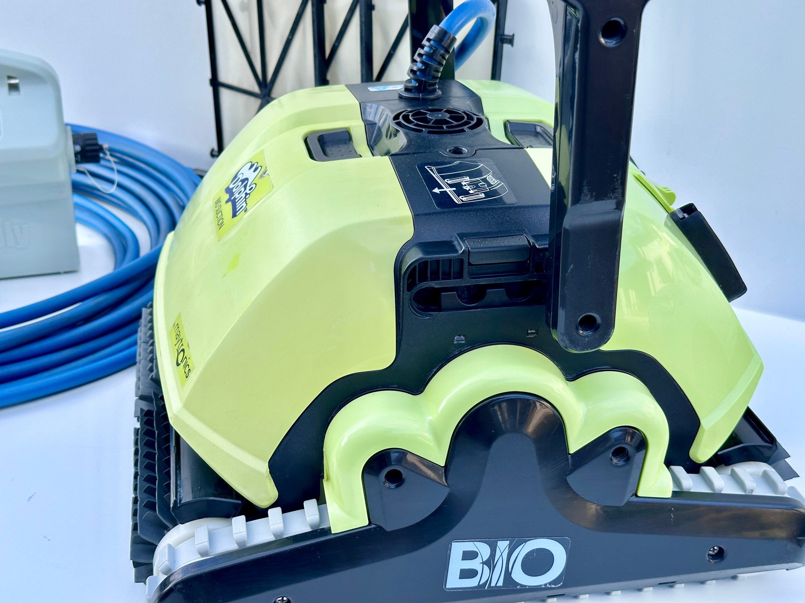 Robot piscina Dolphin BIO Suction