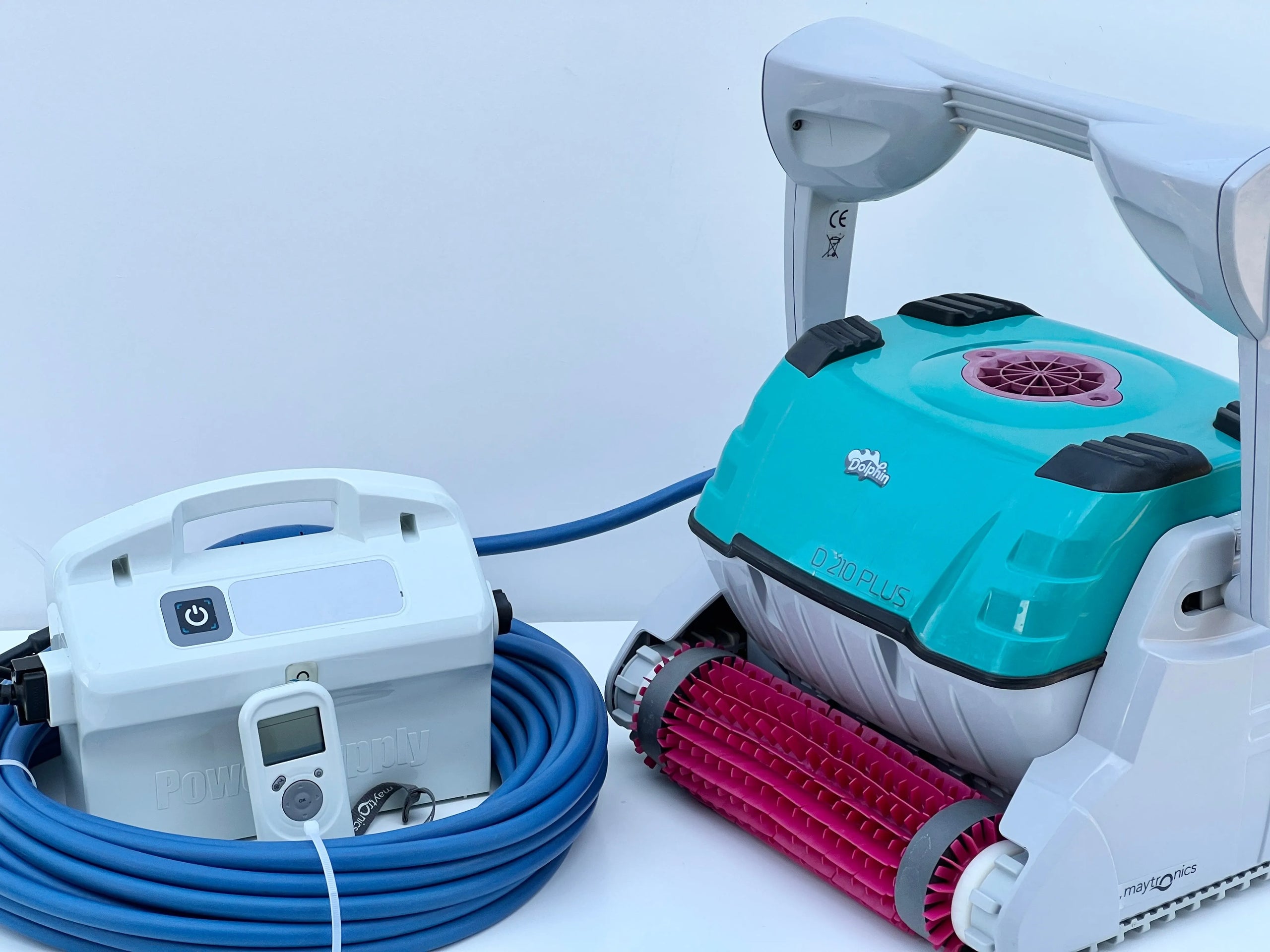 Robot piscina Dolphin D210 PLUS