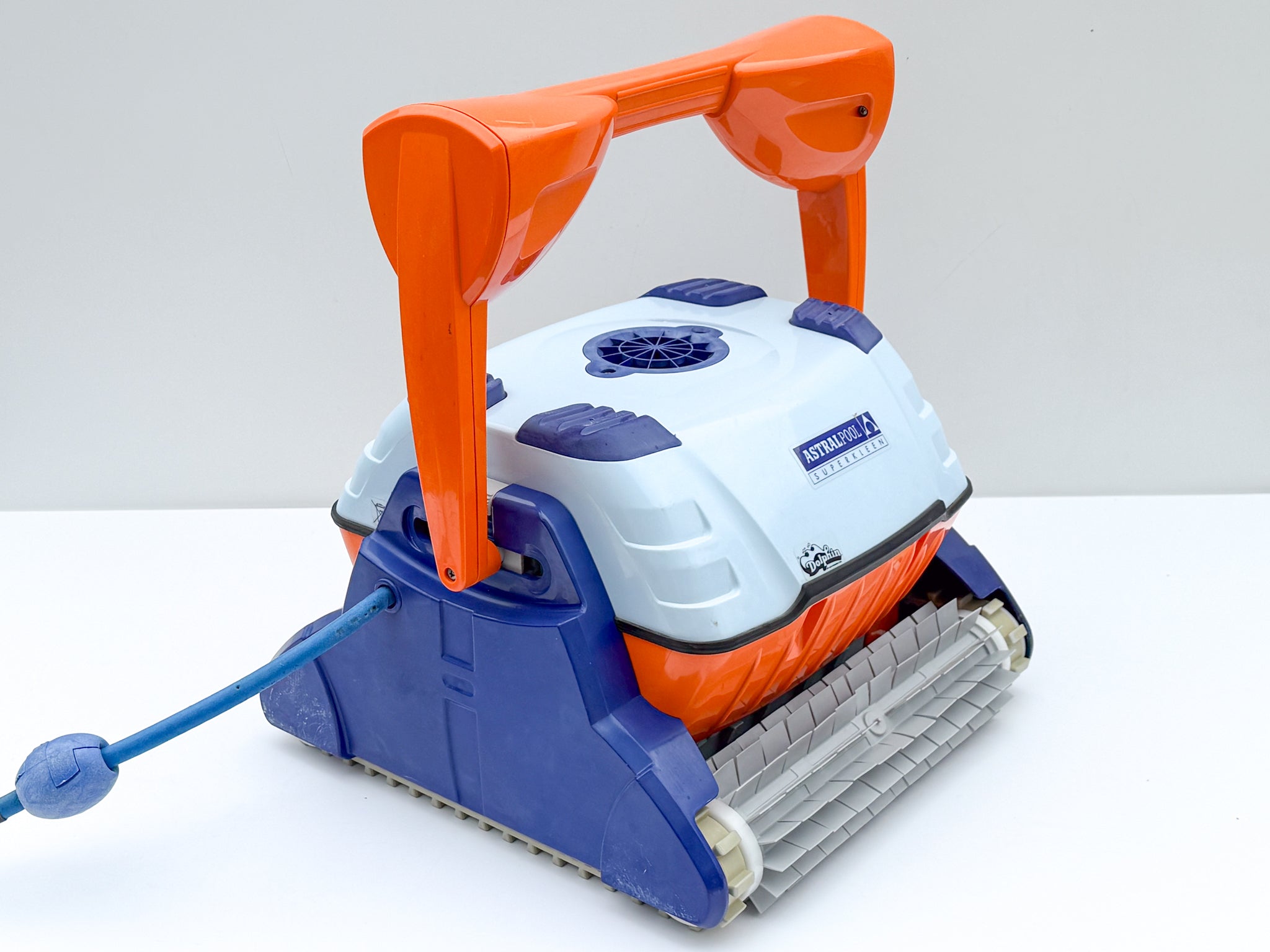 Dolphin Astralpool SuperKleen Pool Robot