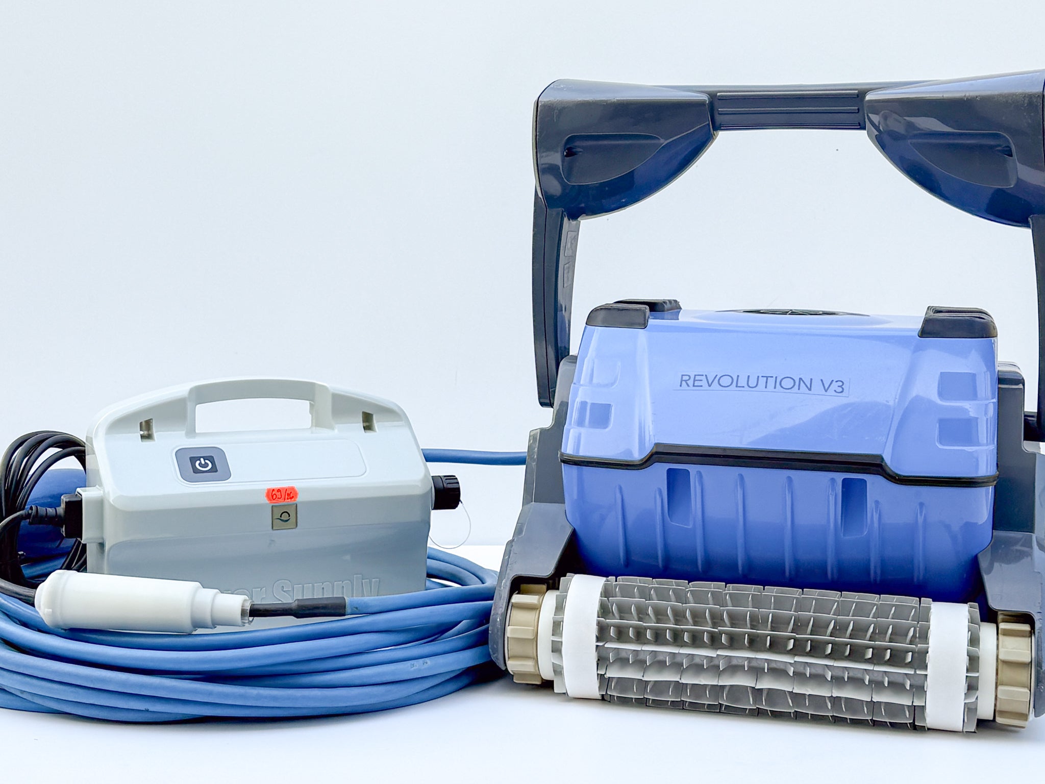 Robot piscine Dolphin Revolution V3