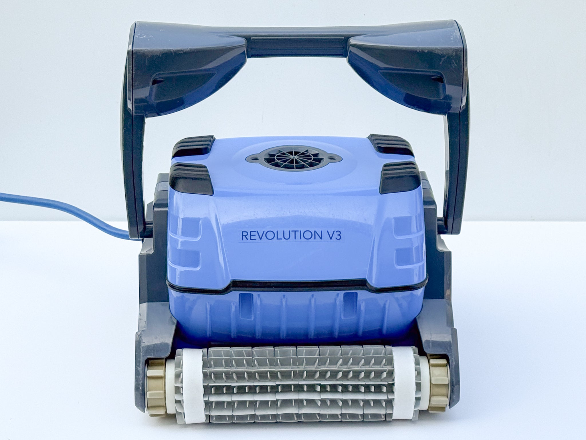 Robot piscine Dolphin Revolution V3