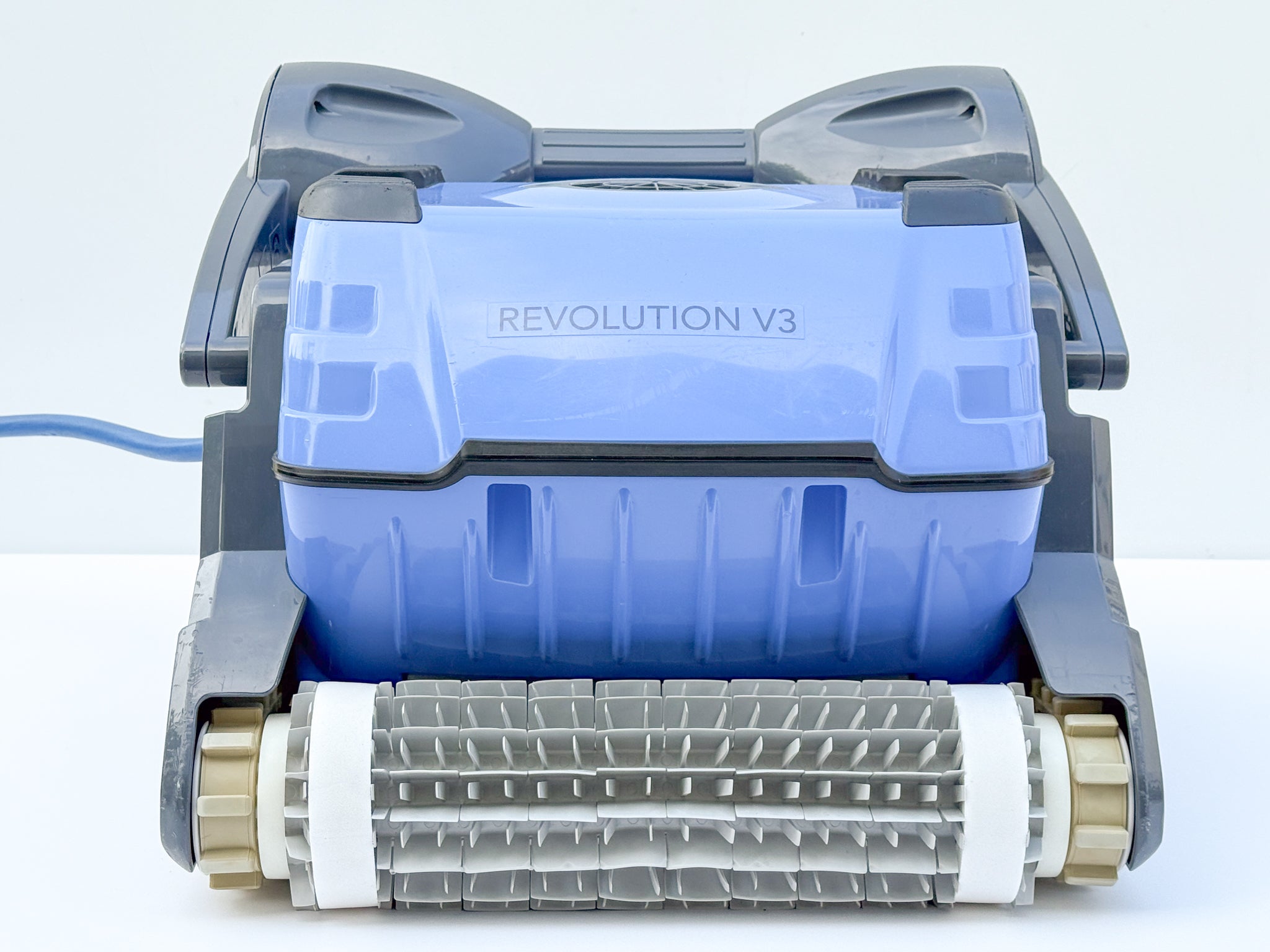 Robot piscine Dolphin Revolution V3