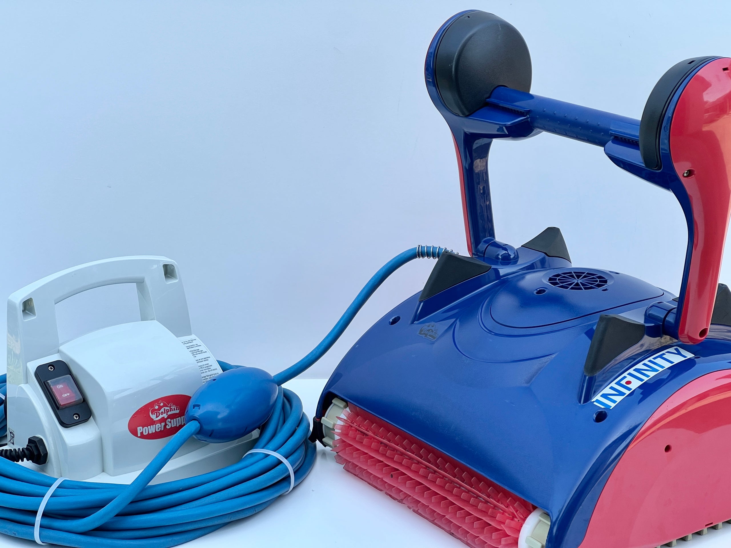 Robot Piscina Dolphin Infinity CL