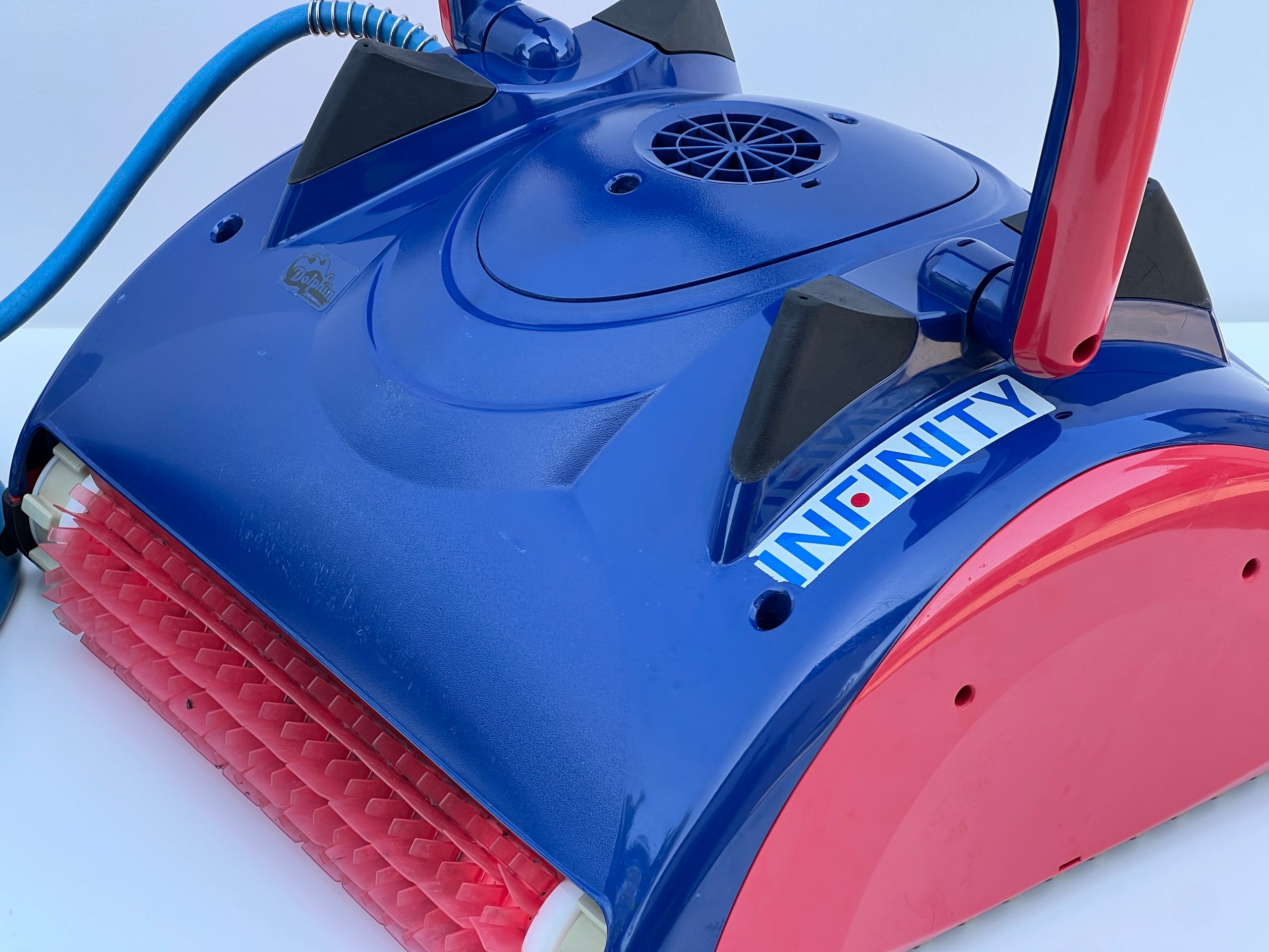 Robot Piscina Dolphin Infinity CL