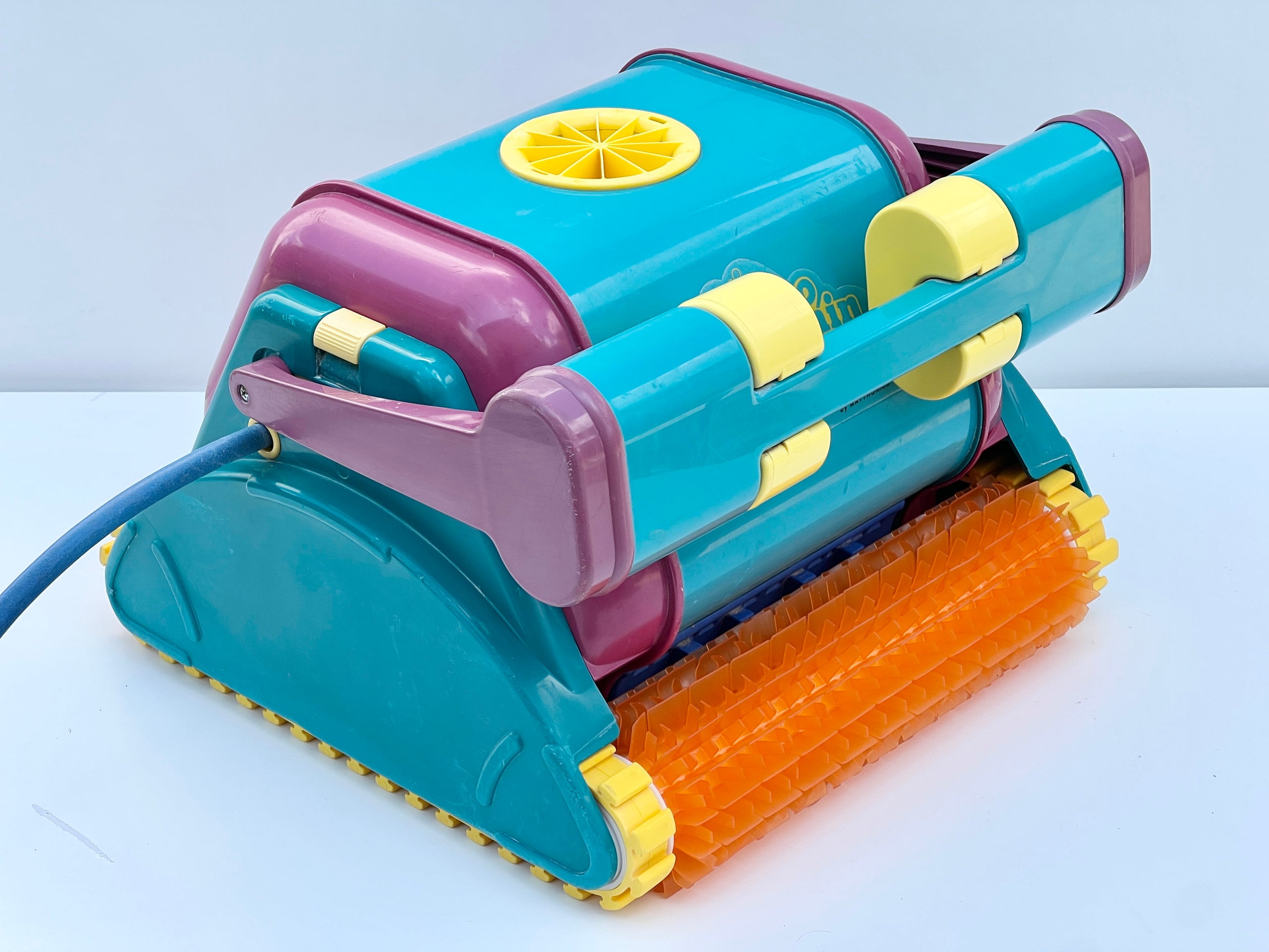 Dolphin Diagnostic 2001 Pool Robot - 6-Hour Cycle