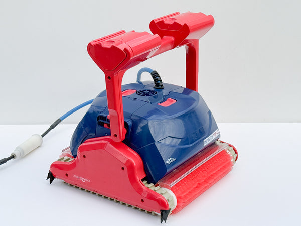 Dolphin Infinity Top CL Pool Robot
