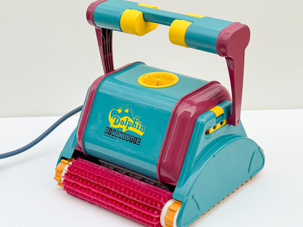 Dolphin Diagnostic Pool Robot