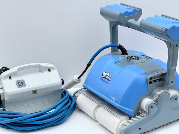 Dolphin Supreme M4 PRO Pool Robot