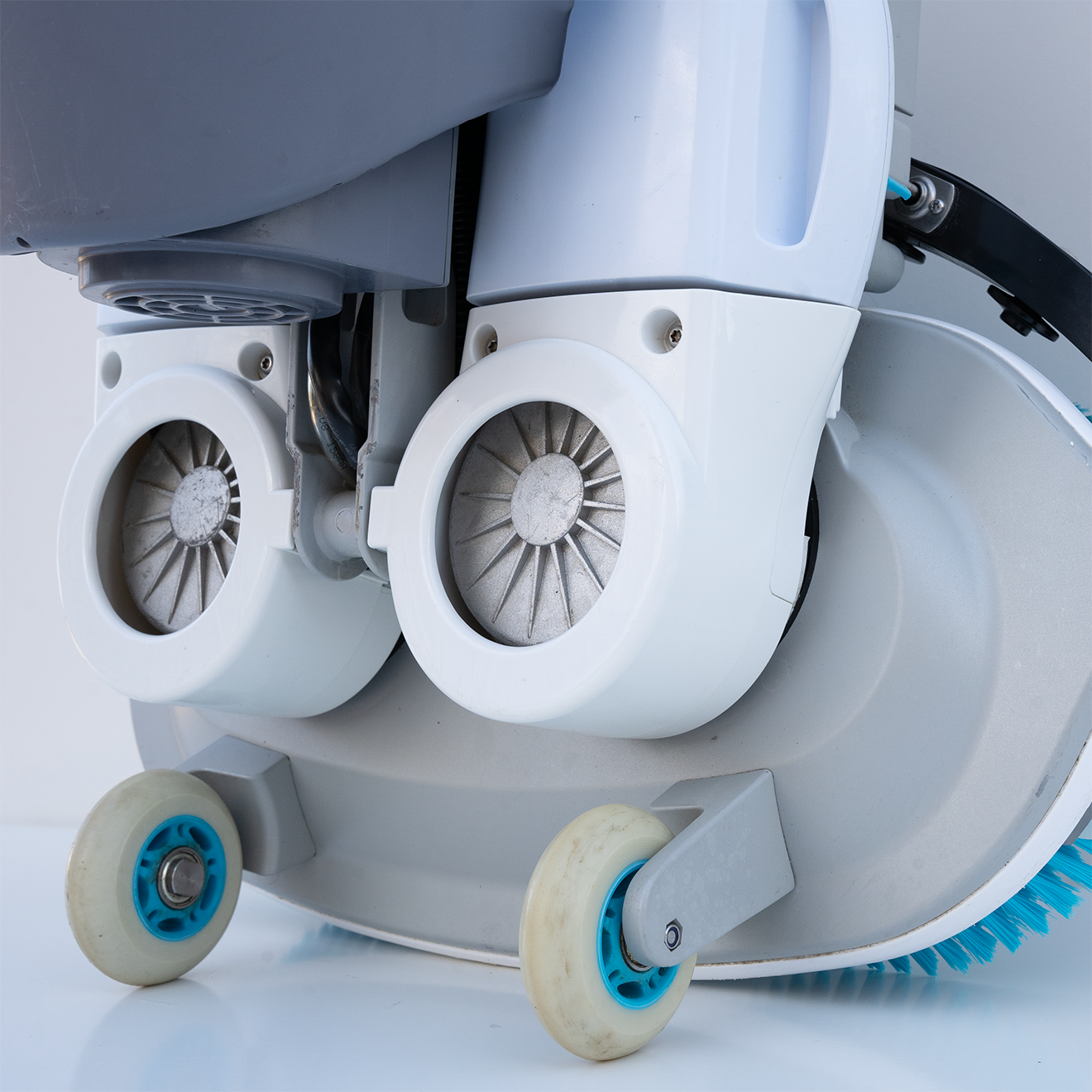 I-mop XL Floor Scrubber Dryer