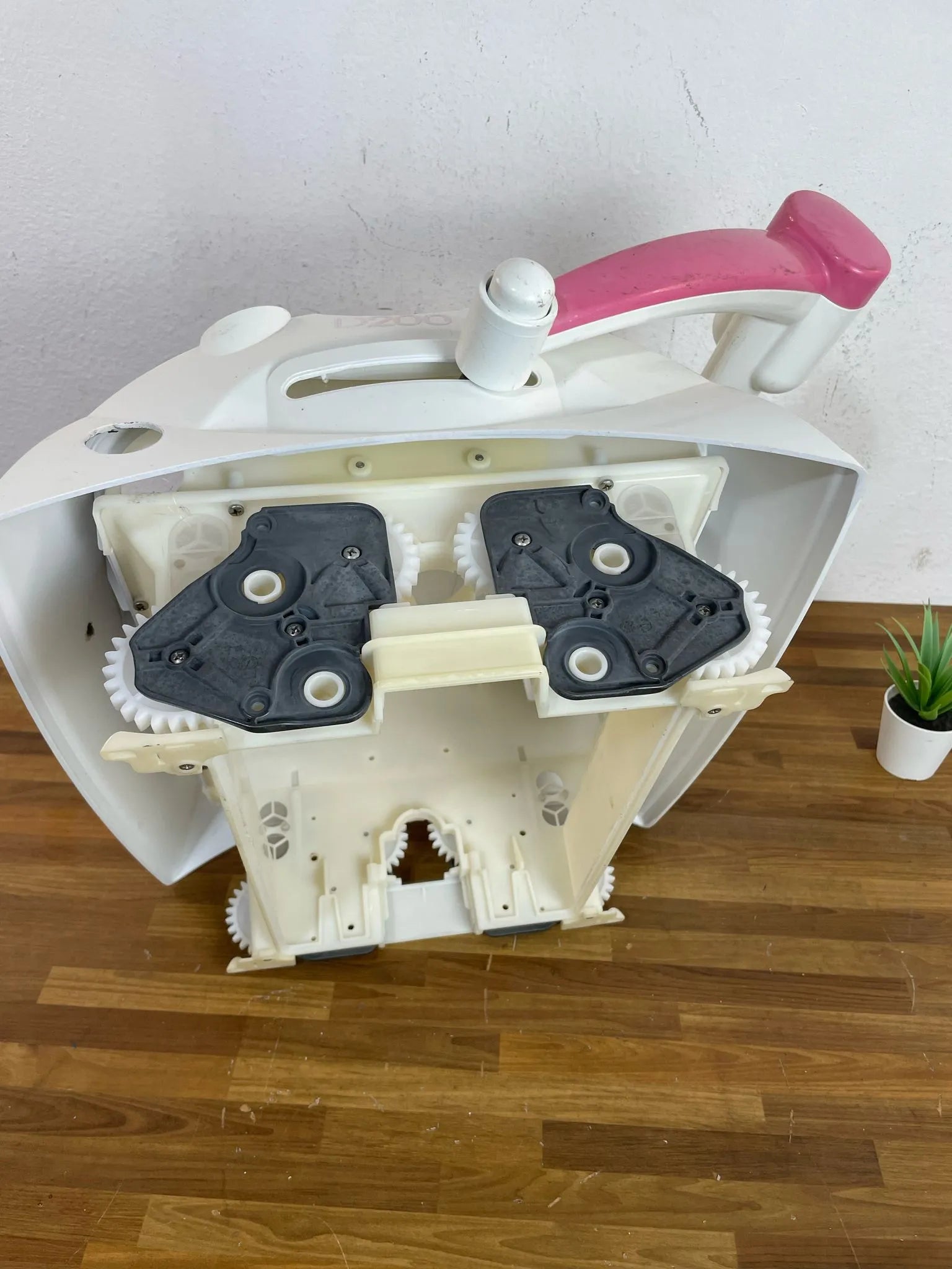 Carcassa Corpo Robot Piscina BWT D200 - MetodoBlu