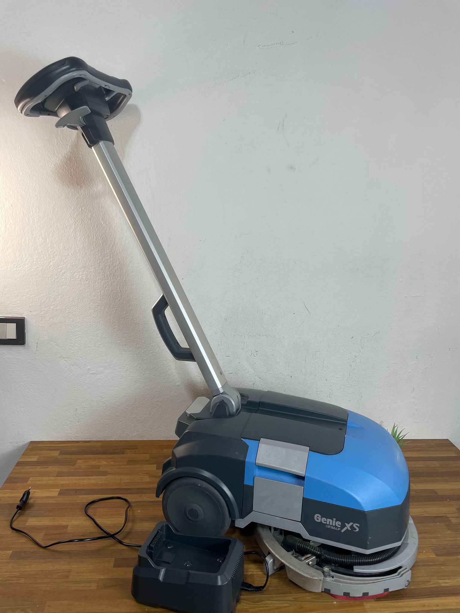 Scrubber Dryer Fimap Genie XS