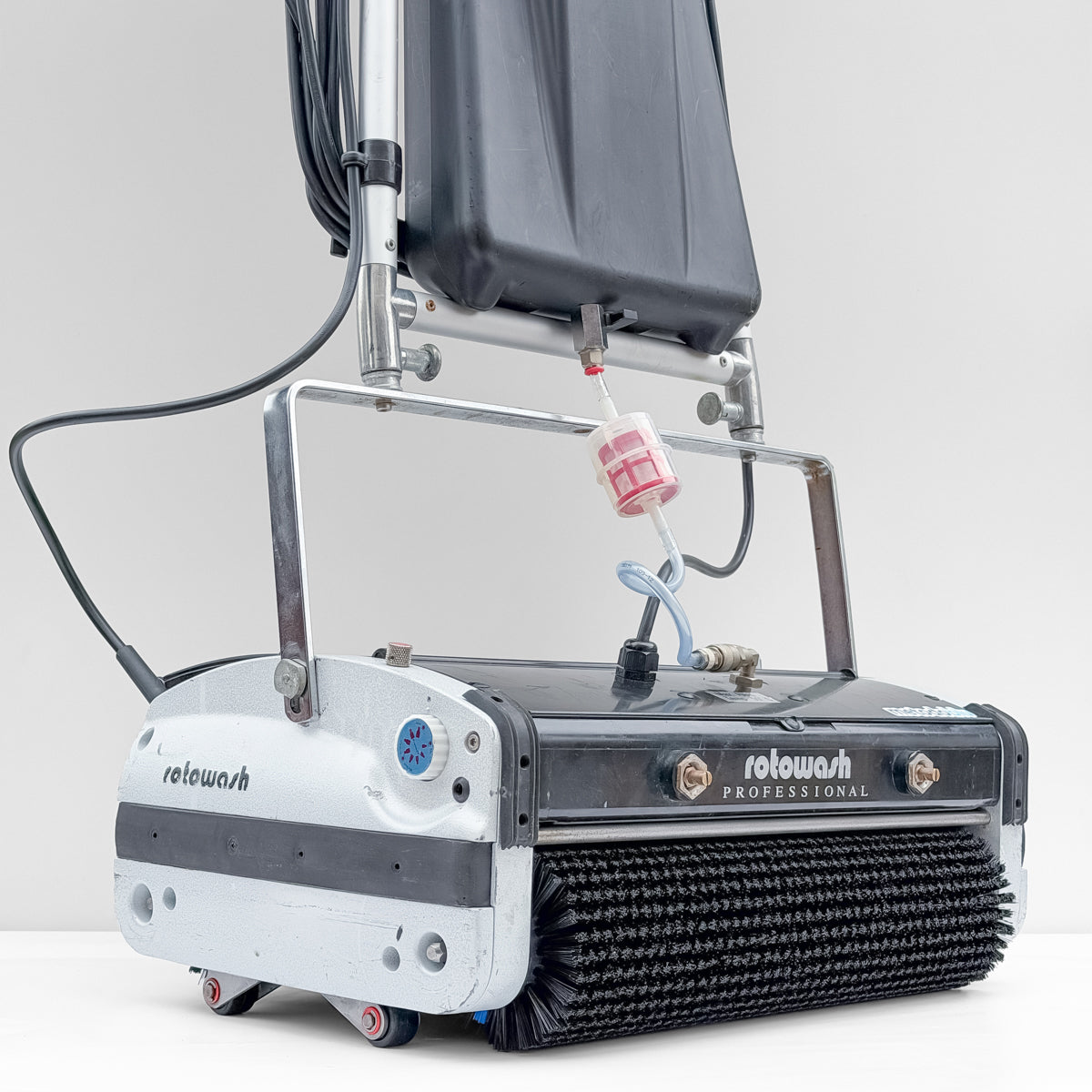Spazzola e ruote della lavapavimenti Rotowash R45B - MetodoBlu